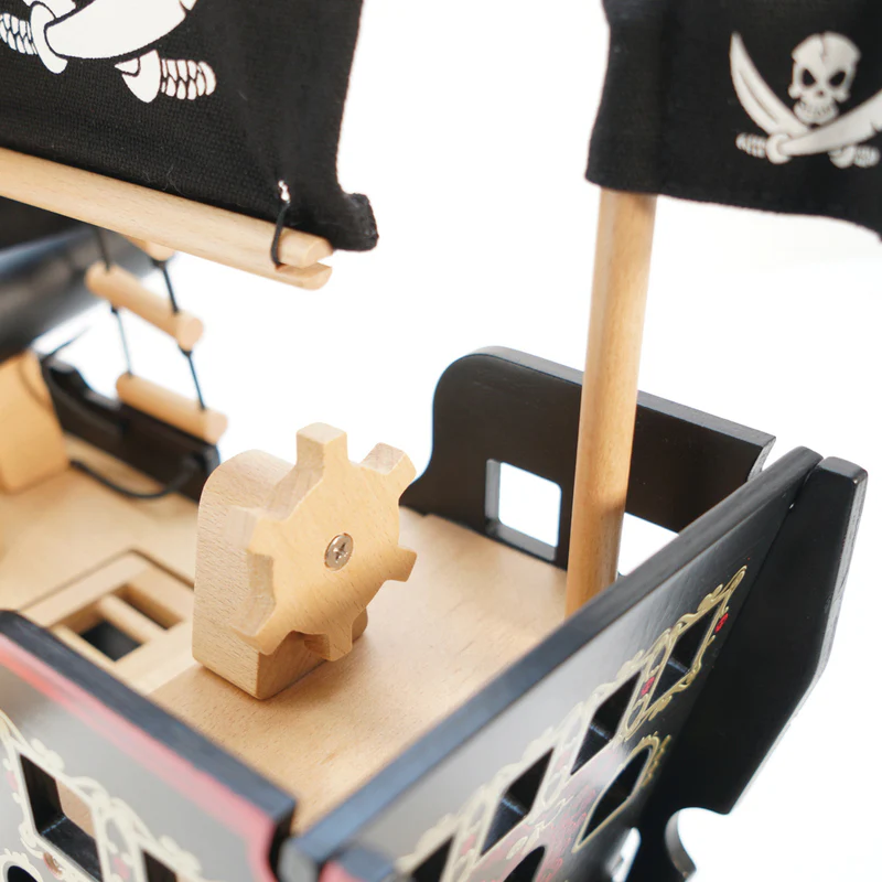 Le Toy Van Pirate Ship Barbarossa - Image 5
